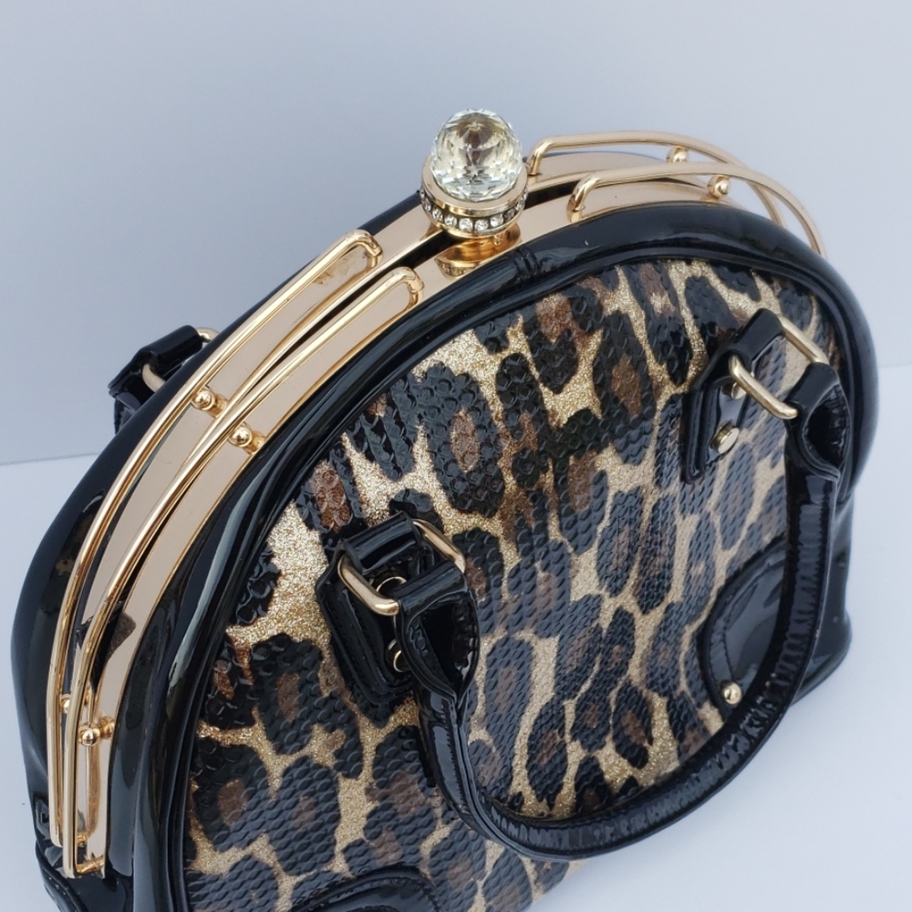 Leopard style handbag, great condition